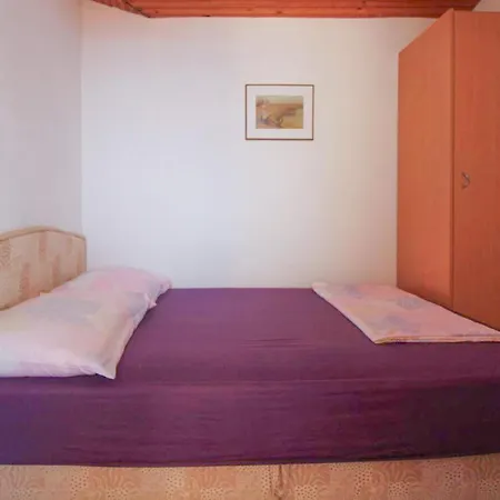 Four Bedroom Cozy In