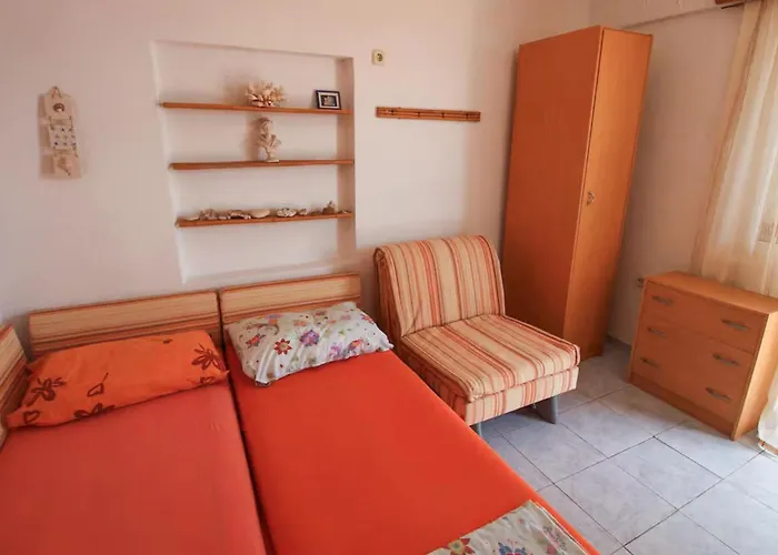 公寓 Four Bedroom Cozy In